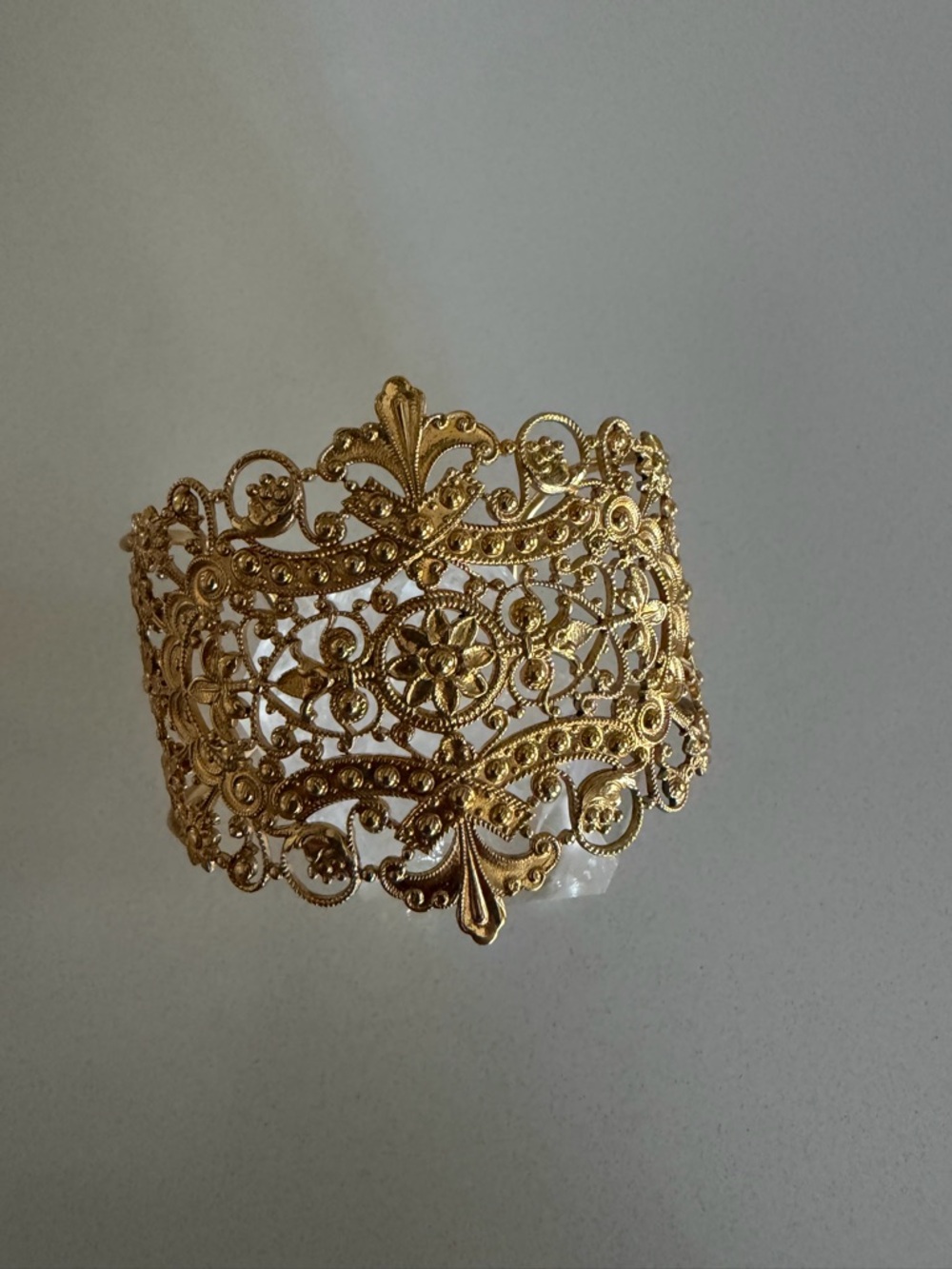 EDDERA Cuff 18K Gold Plated (Brass Underneath)